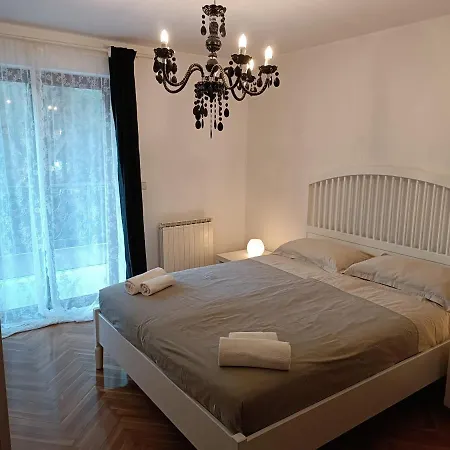 Rossella 3 *